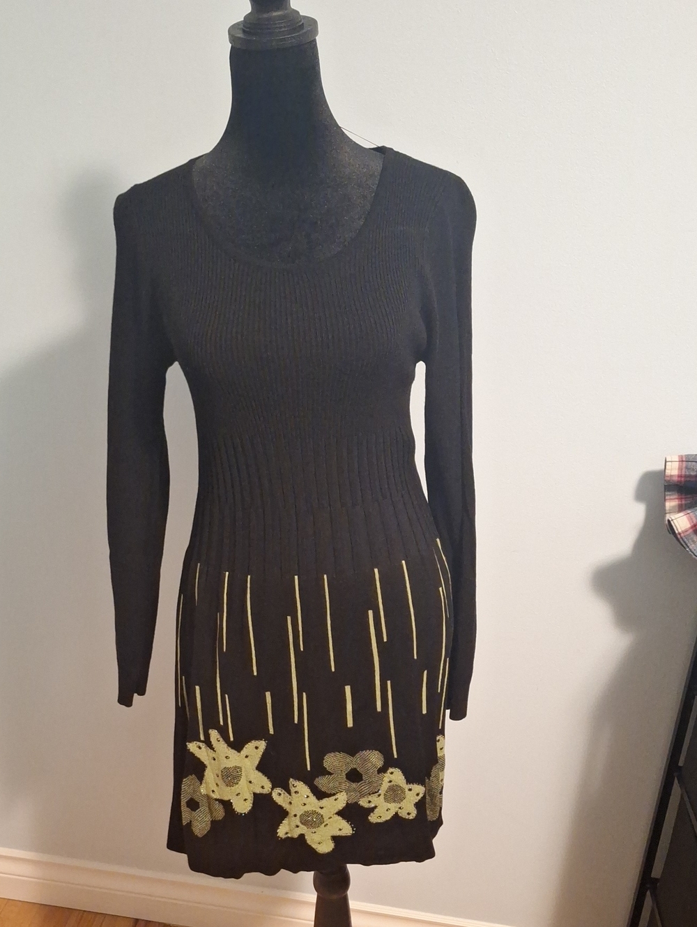 Offi Black Long-Sleeve Knit Dress with Gold Floral Trim